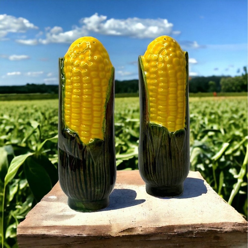 Ear of Corn Salt and Pepper Shakers 5" Green Yellow Vegetables Picnic Decor